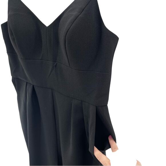 Eliza J Spaghetti Strap V-neck Cropped Jumpsuit Black Pockets Versatile Size 12 - Picture 6 of 14